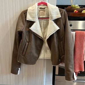 Like-New Altar’d State Faux Fur jacket!